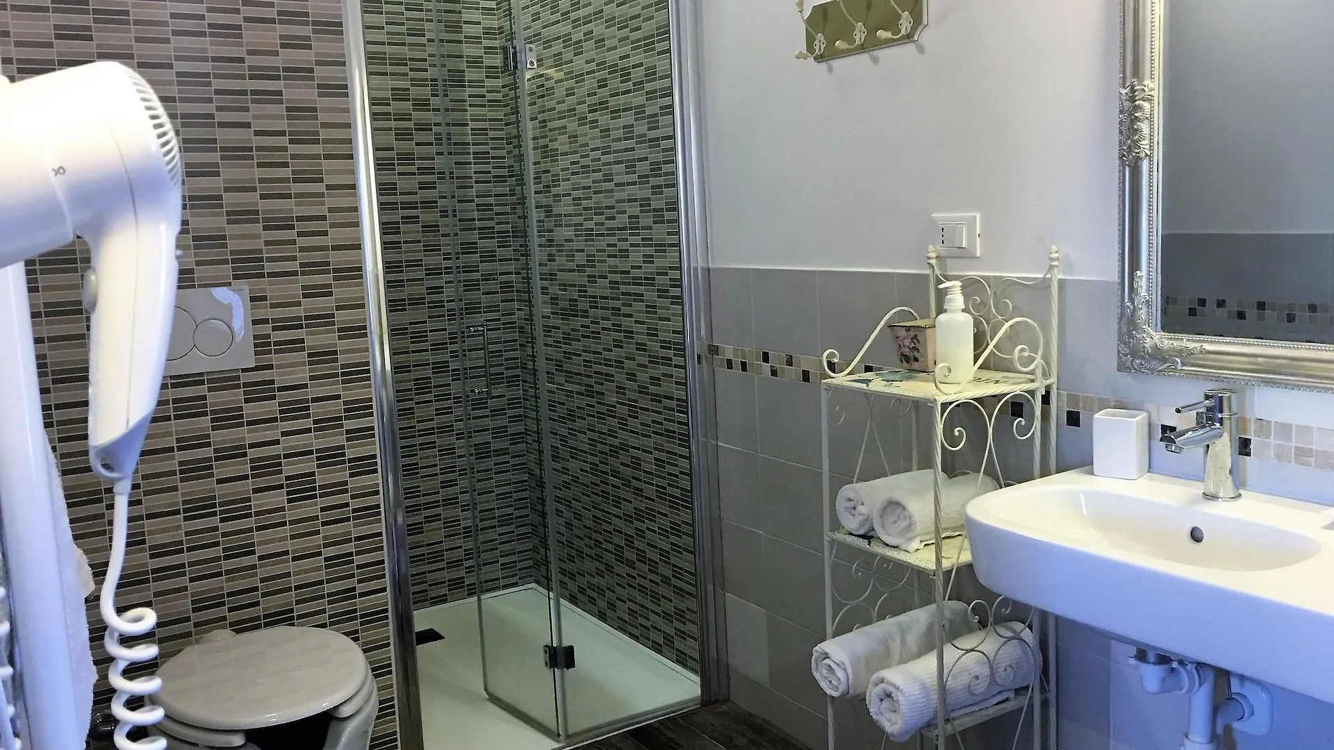 Villa Ai Tigli Venezia Guest House تيسّيرا