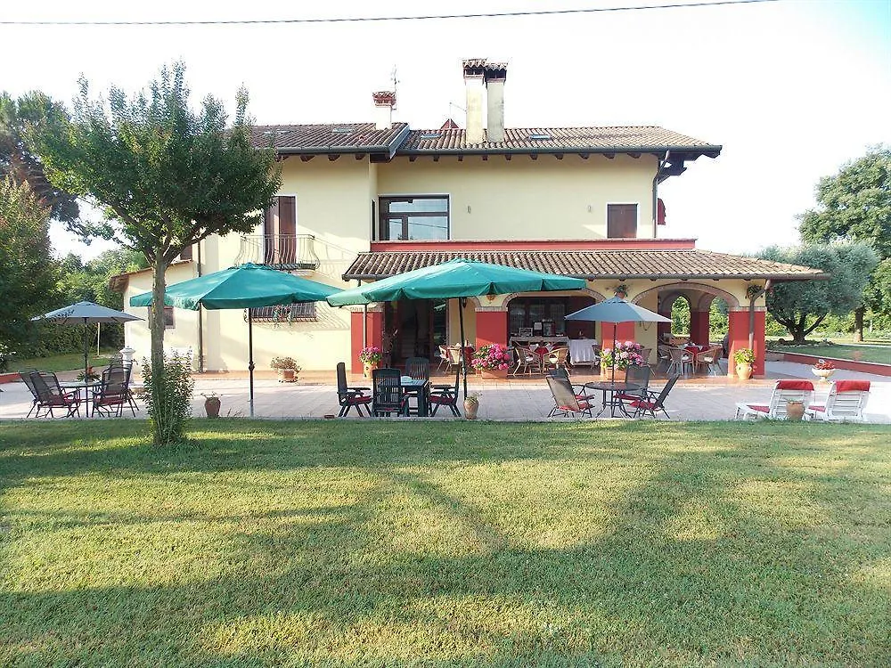 Villa Ai Tigli Venezia Guest House تيسّيرا